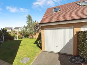 Photo 16- click for photo gallery